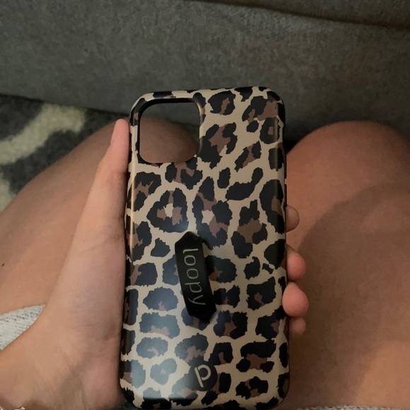 It’s a loopy case iPhone 11pro - Picture 1 of 3